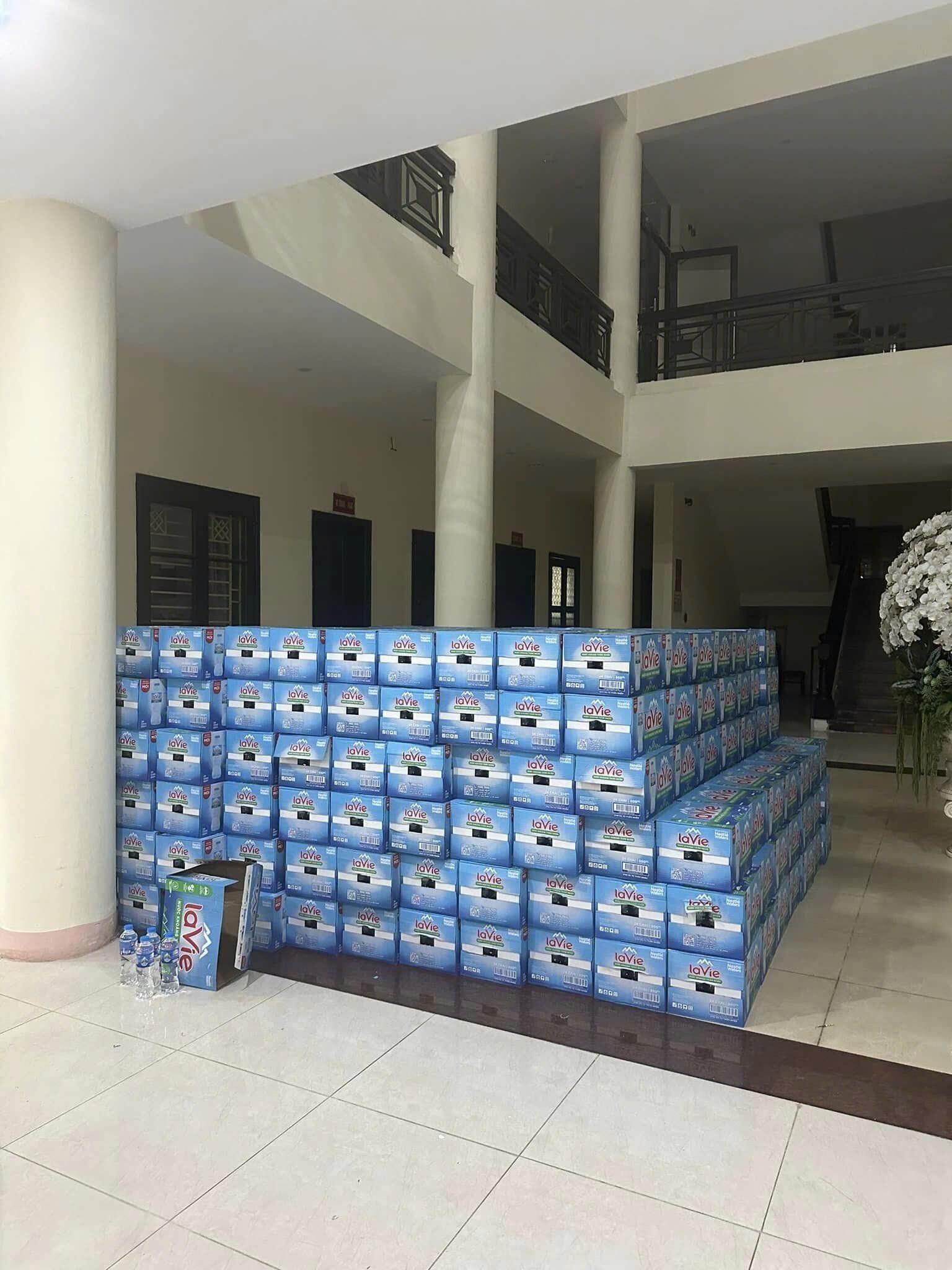 458747669 923435813143867 8944386721622167145 N