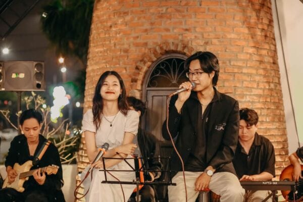 Namas MỞ QuÁn ĐÔng KhÁch 2