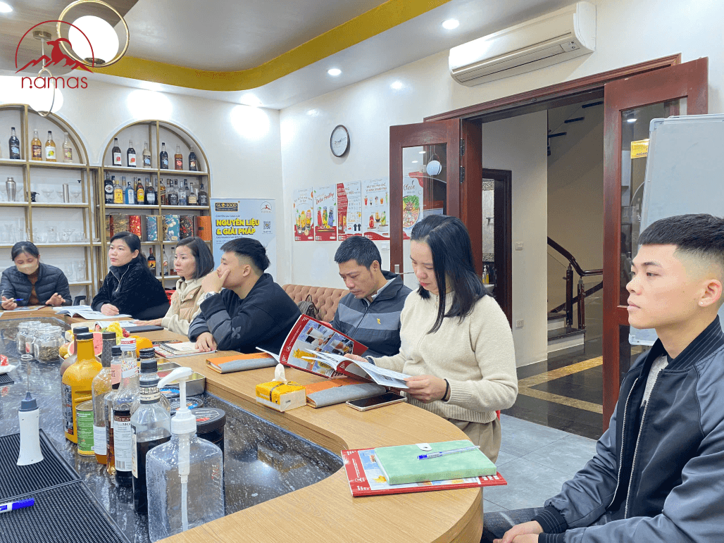 KHAI GIẢNG KHÓA HỌC PHA CHẾ KINH DOANH TẠI NAMAS 5 2