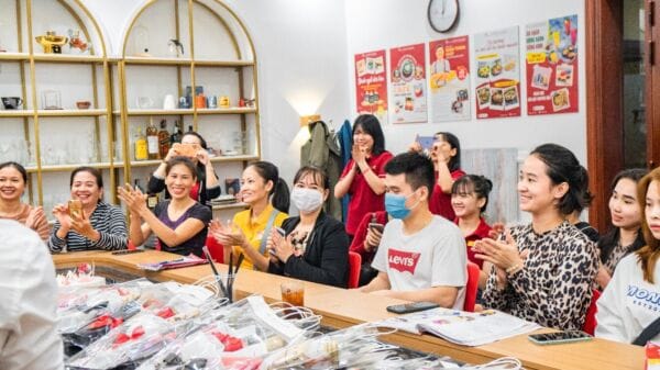 Hoc Pha Che Kinh Doanh 1