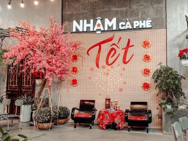 Mở Quán Cà Phê Dịp Tết: Khám Phá Cơ Hội Kinh Doanh Đầy Hứa Hẹn 5 Quan Cafe Mua Tet 3