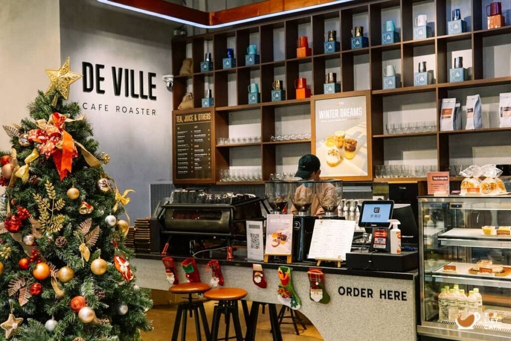 Những Bí Quyết Quản Lý Quán Cà Phê Hiệu Quả Trong Dịp Tết Dành Cho Người Mới Kinh Doanh 1 Quan Cafe Tet 1