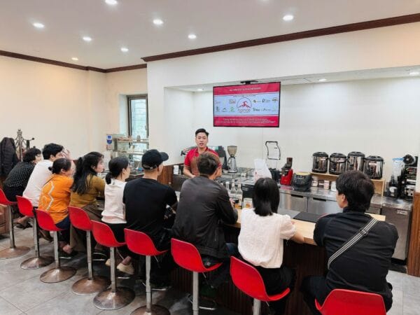 Trang Tri Quan Ca Phe Noel 8