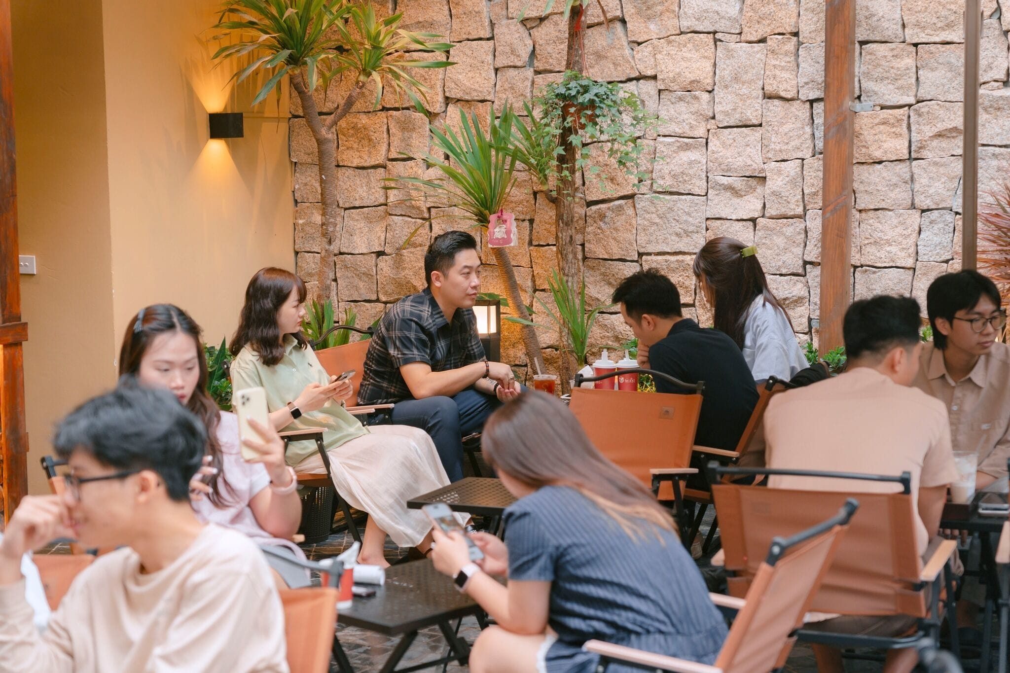 TƯNG BỪNG KHAI TRƯƠNG TRÀ SỮA CỌNG CHI NHÁNH MỘ LAO – KHÁCH ĐÔNG NHƯ HỘI, QUÀ TẶNG NGẬP TRÀN 6 491915650 1086457580175022 4465577719049794974 N