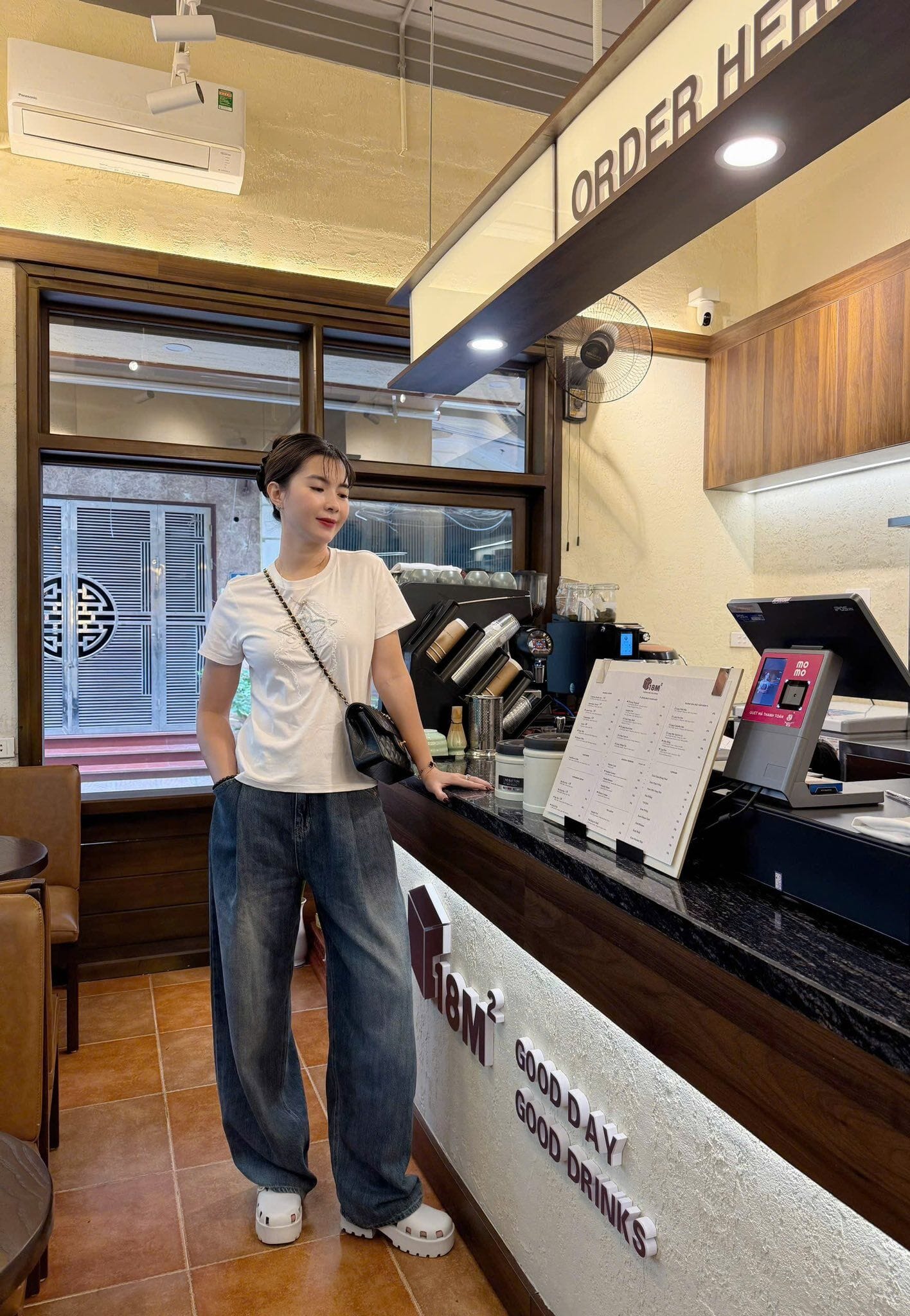 TẠI SAO CẦN THIẾT KẾ MENU ĐỘC ĐÁO KHI SETUP QUÁN CÀ PHÊ, TRÀ SỮA? 13 505023516 122227266320232053 5829198713313698541 N