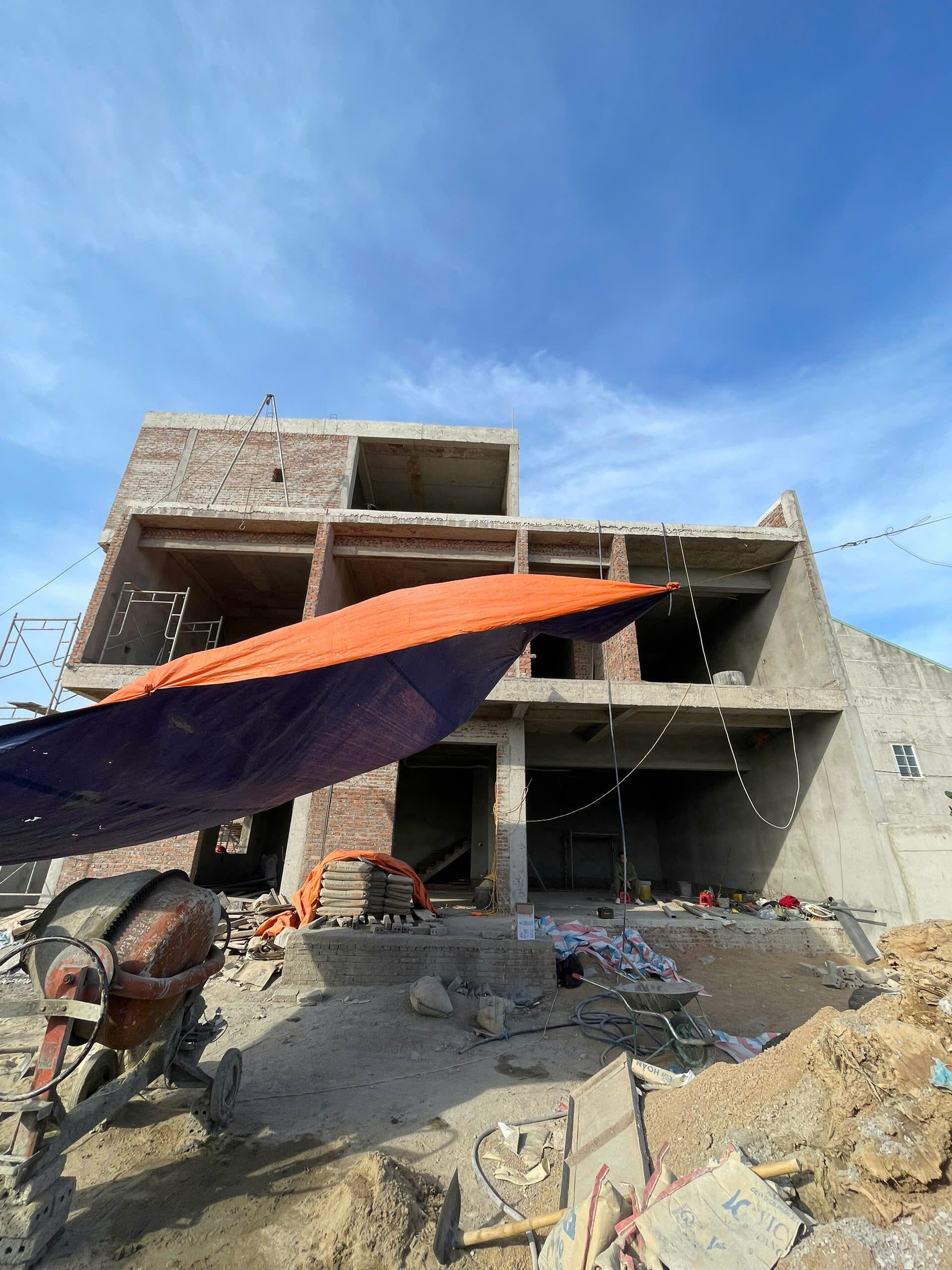 Ffa9f3b6 090d 4db9 9698 F6851d46a824