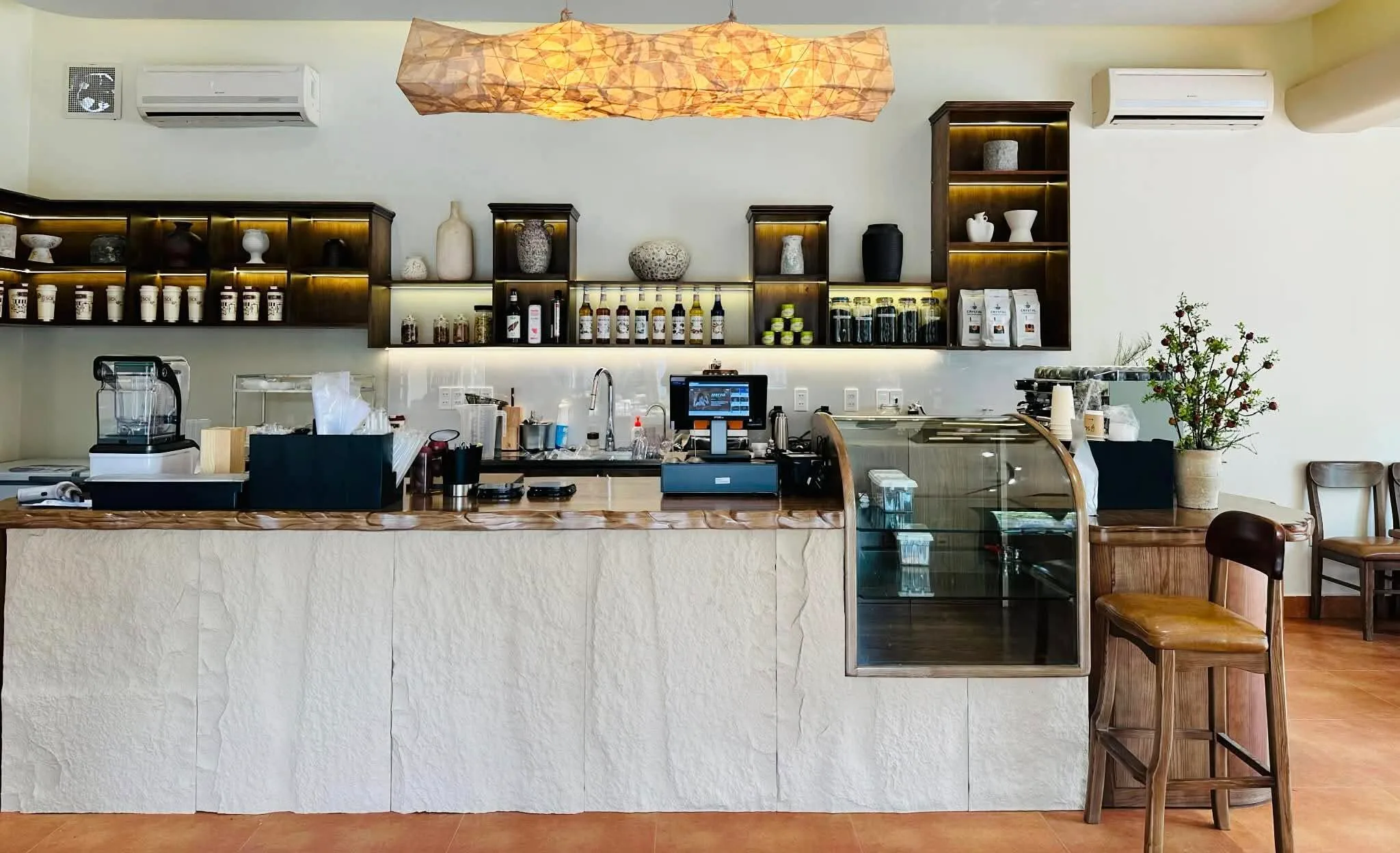 615435045 25545861135107706 6947726997200042560 N