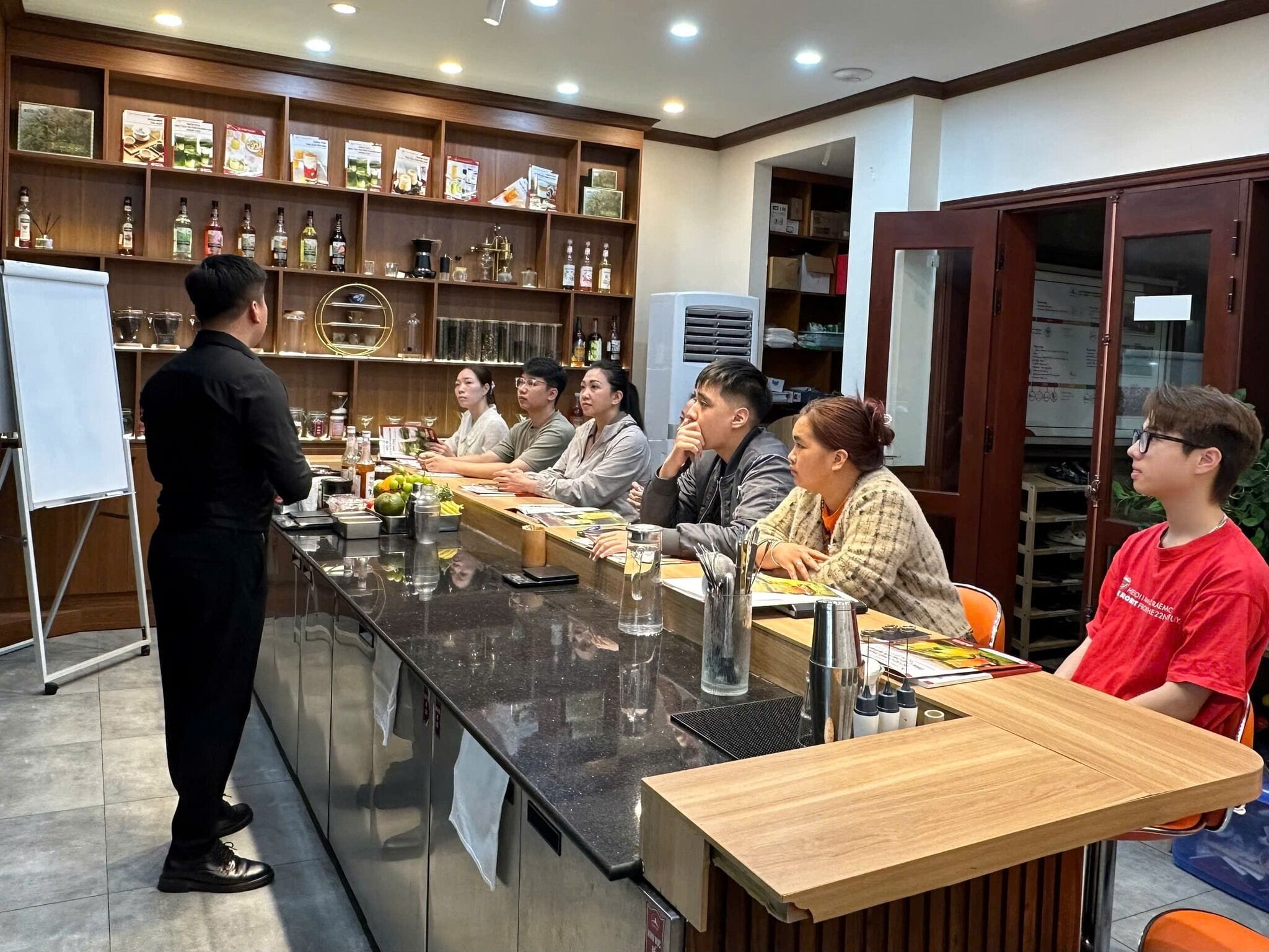 Khai giảng khóa học pha chế kinh doanh – Khởi đầu năm mới Bính Ngọ tại NAMAS 3 643886037 1347087157445395 5026026969828573362 N