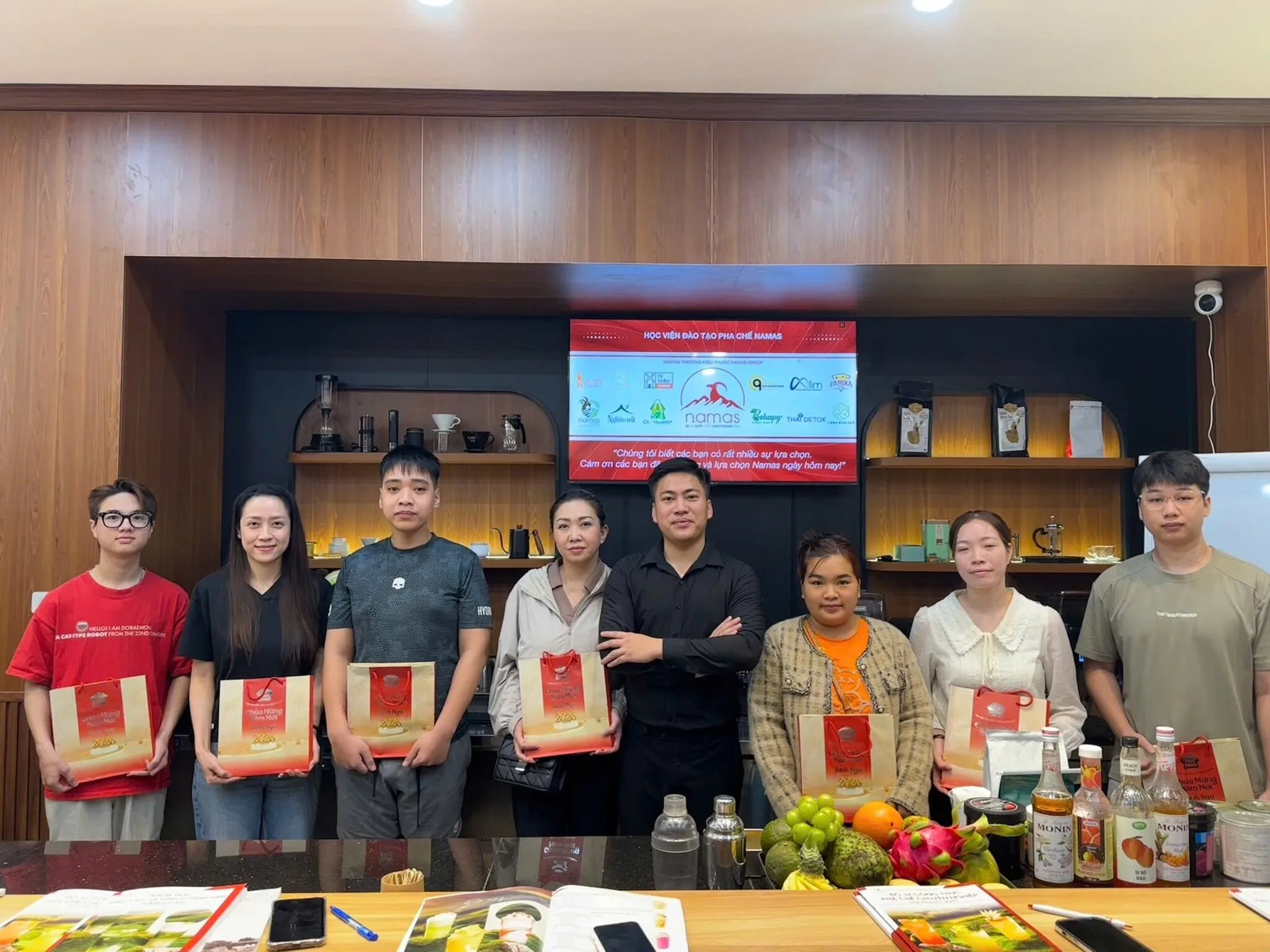 644674188 1347086950778749 1962705673576705762 N